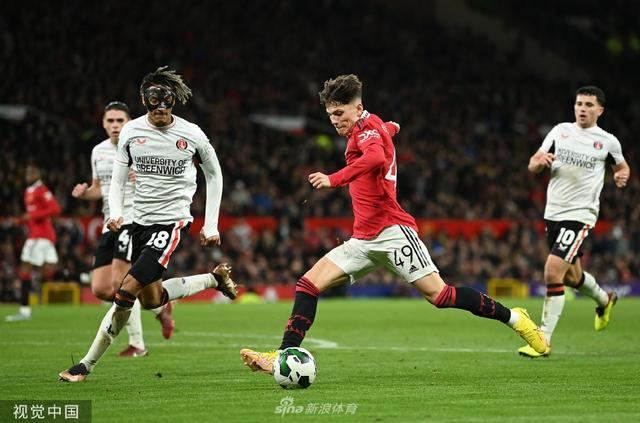 对他的兴趣 对他的兴趣